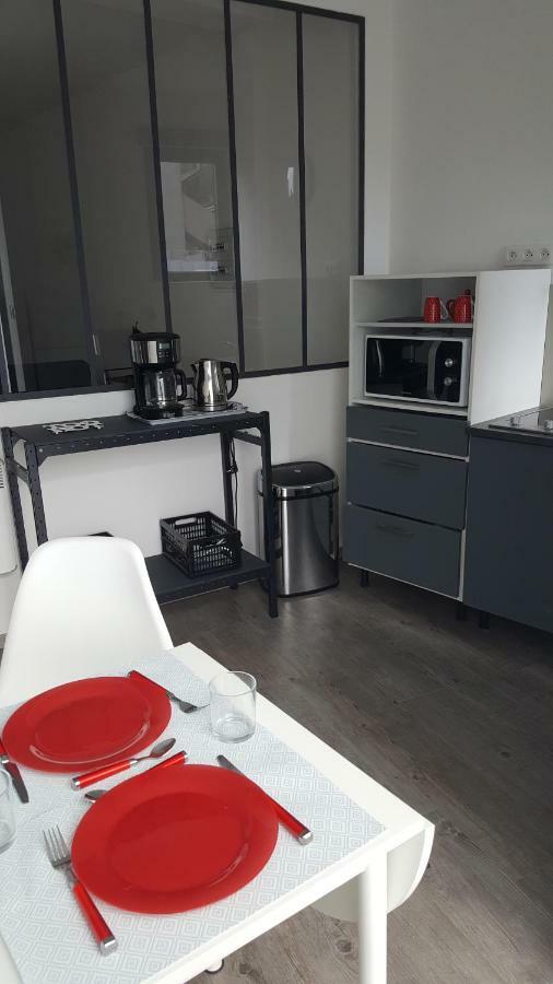 Le Petit Loft Des Thermes Рошвор Екстериор снимка